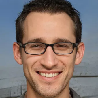 master-robert-semenov